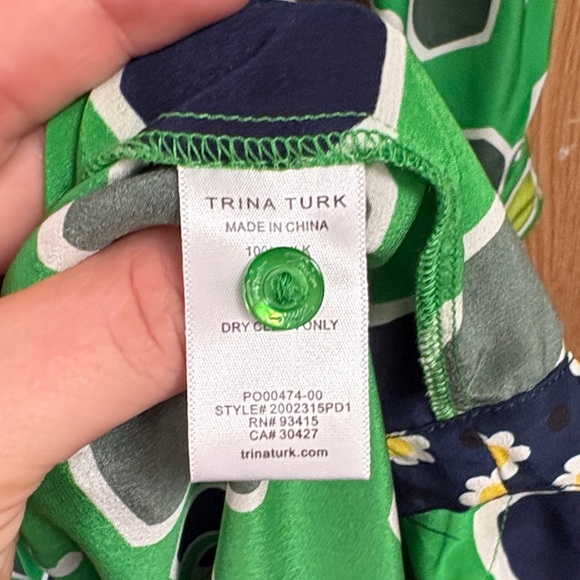 Trina Turk silk sunglasses print Midi Dress - Picture 8 of 9